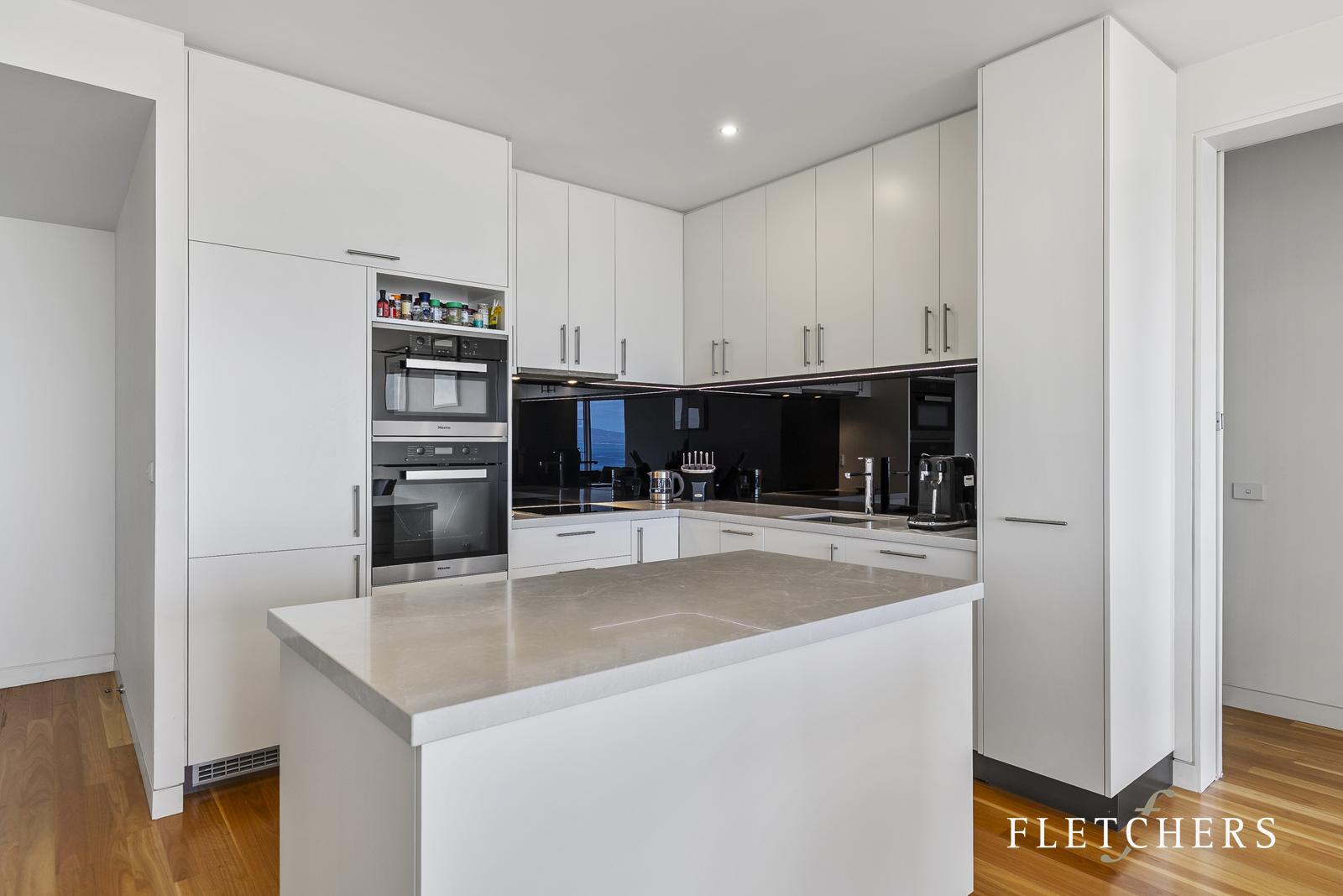 Kitchen with island bench
