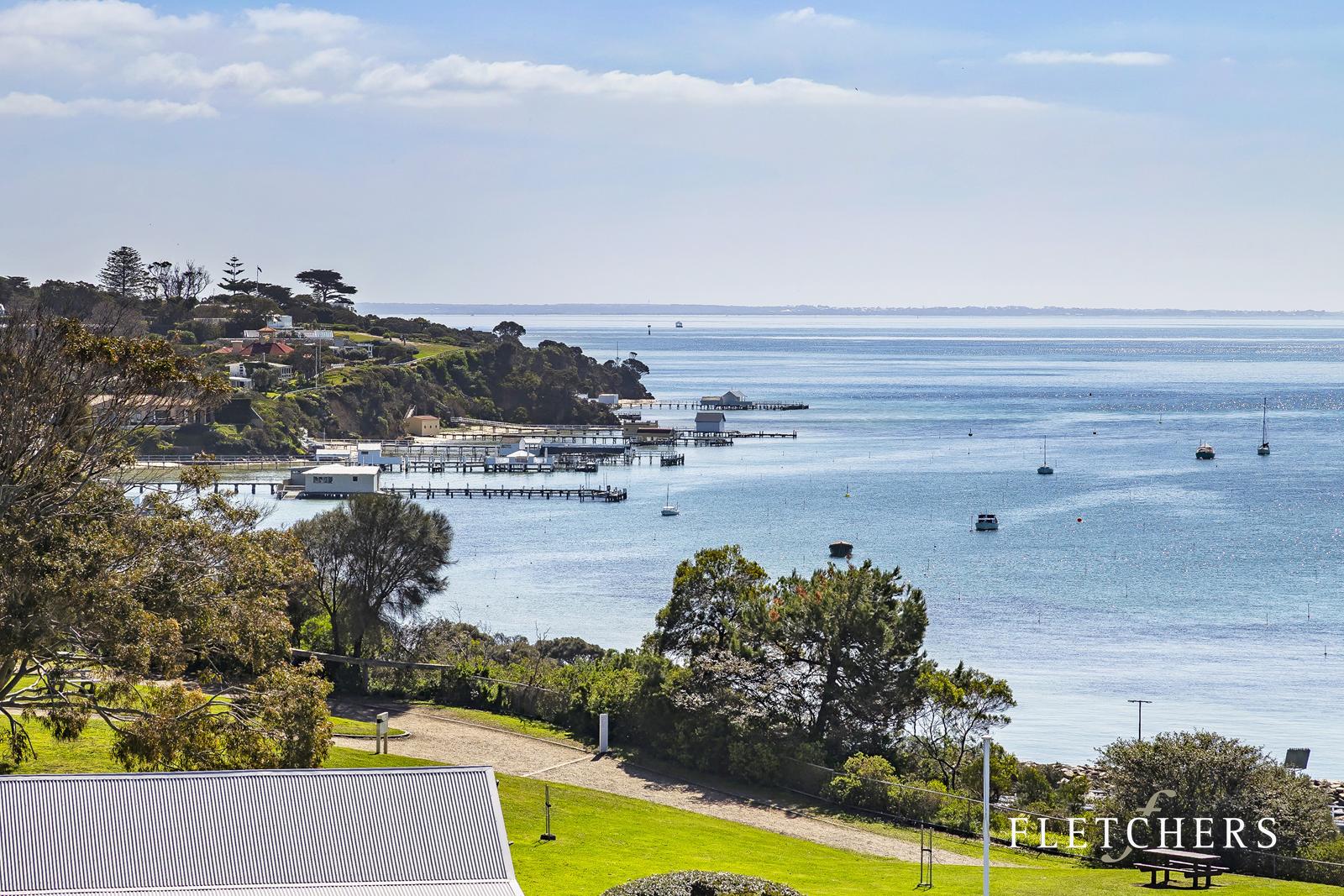 Sorrento Pier and foreshore from the clifftop